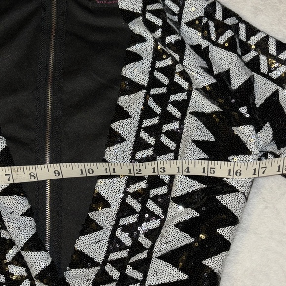 From Hot Miami Styles. Baddie sequined mini party cocktail dress. Size large - Picture 11 of 14